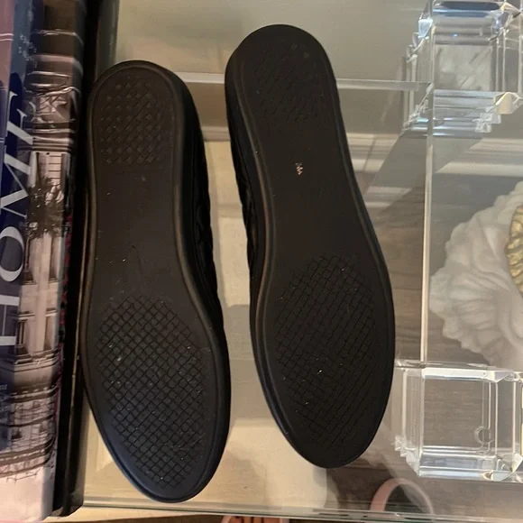 Authentic Ferragamo Classic Ballet Flats - Picture 3 of 4